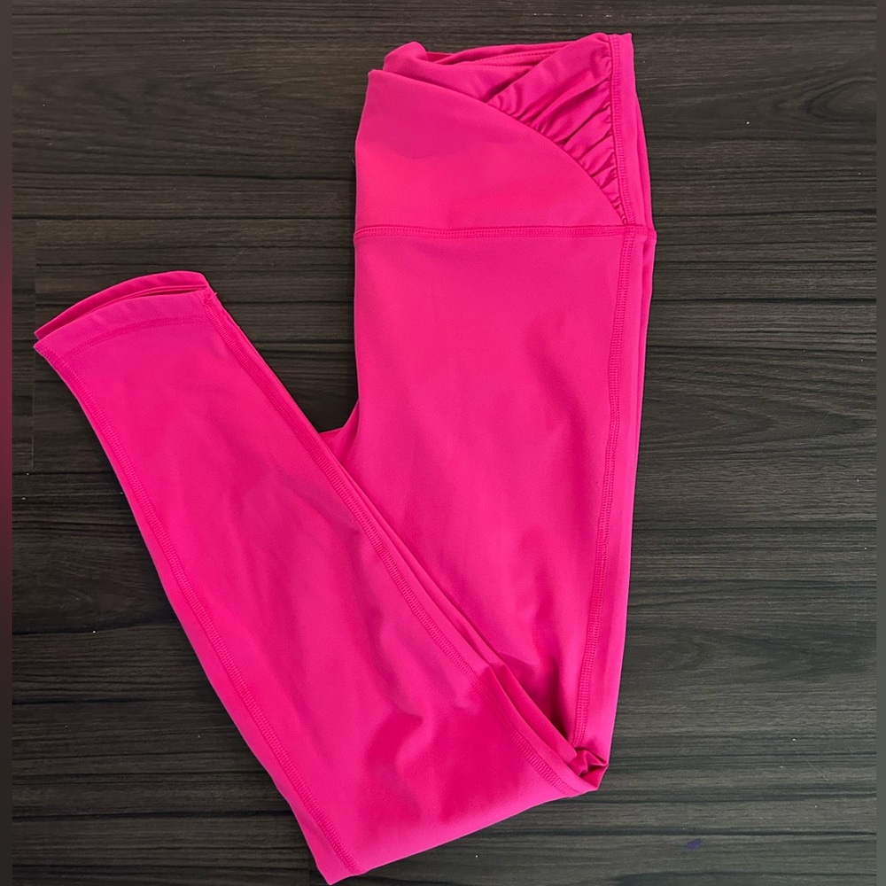Yogalicious lux Pink Leggings with Elastic Waistband and Capri Length